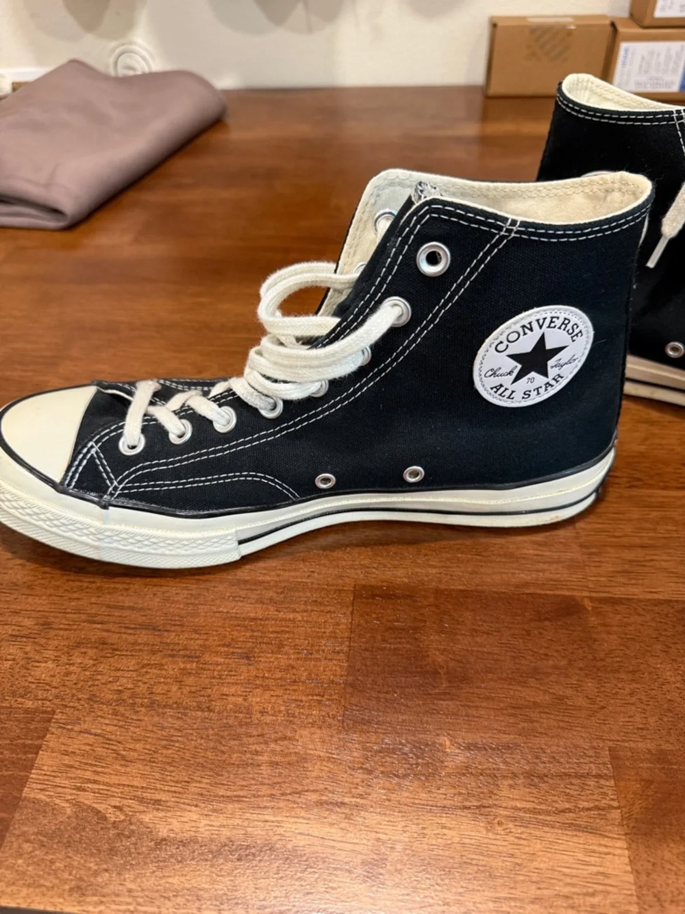 Converse Chuck 70 Black Hightops - Picture 5 of 10